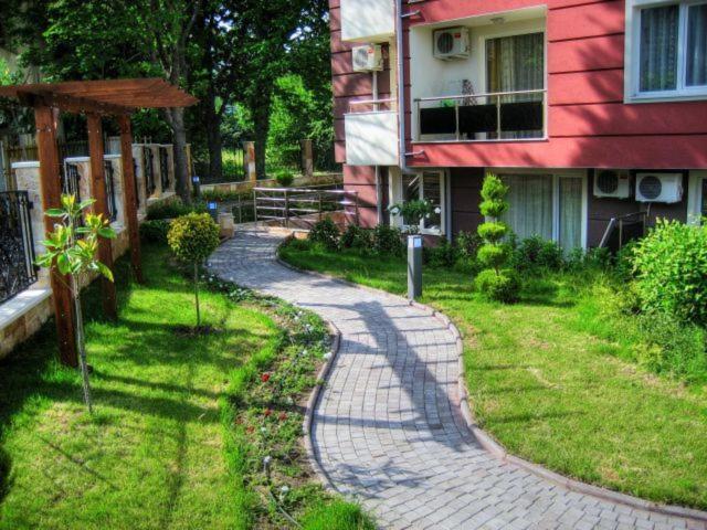 Allia Apartments رافدا المظهر الخارجي الصورة